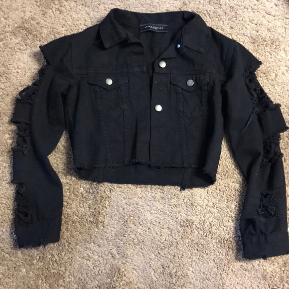 super cute black denim jacket - Picture 1 of 2